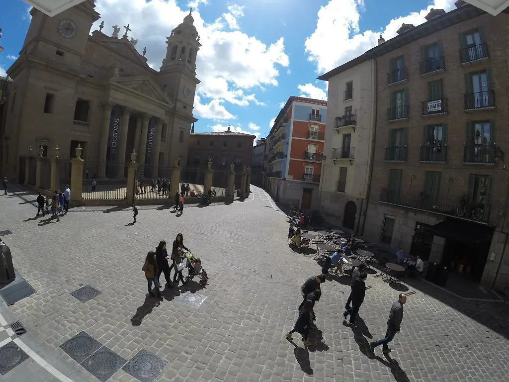 Plaza Catedral Hostel Pamplona