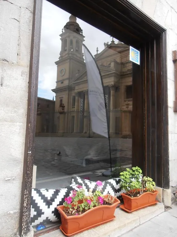 Plaza Catedral Hostel Pamplona